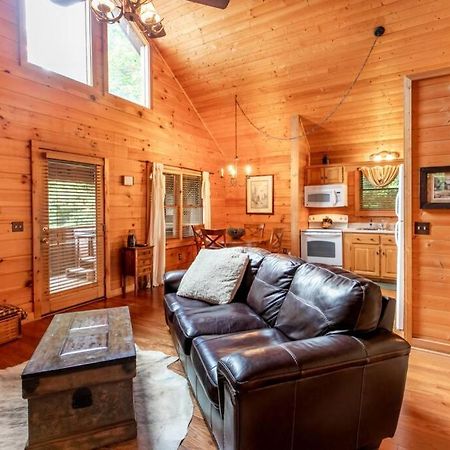Nice View Fireplace, Hot Tub, Porch Bed, Private Sevierville Exterior photo