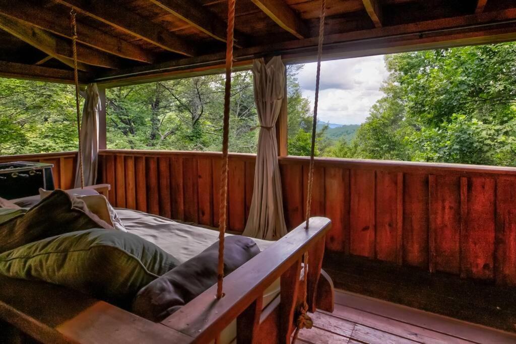Nice View Fireplace, Hot Tub, Porch Bed, Private Sevierville Exterior photo