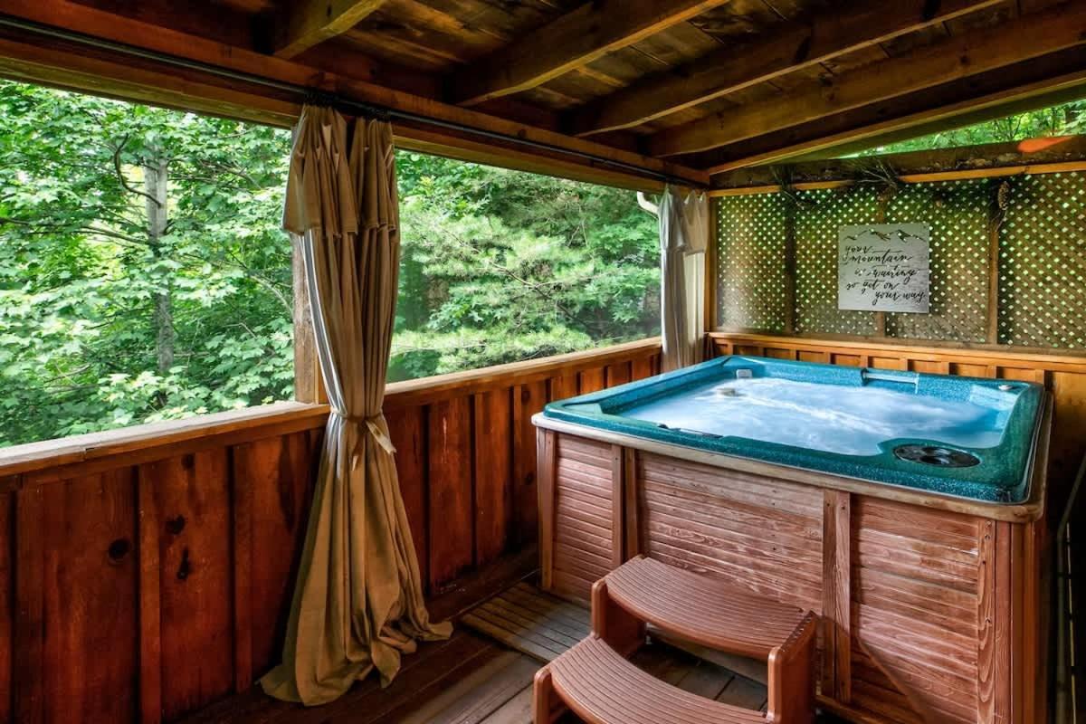Nice View Fireplace, Hot Tub, Porch Bed, Private Sevierville Exterior photo